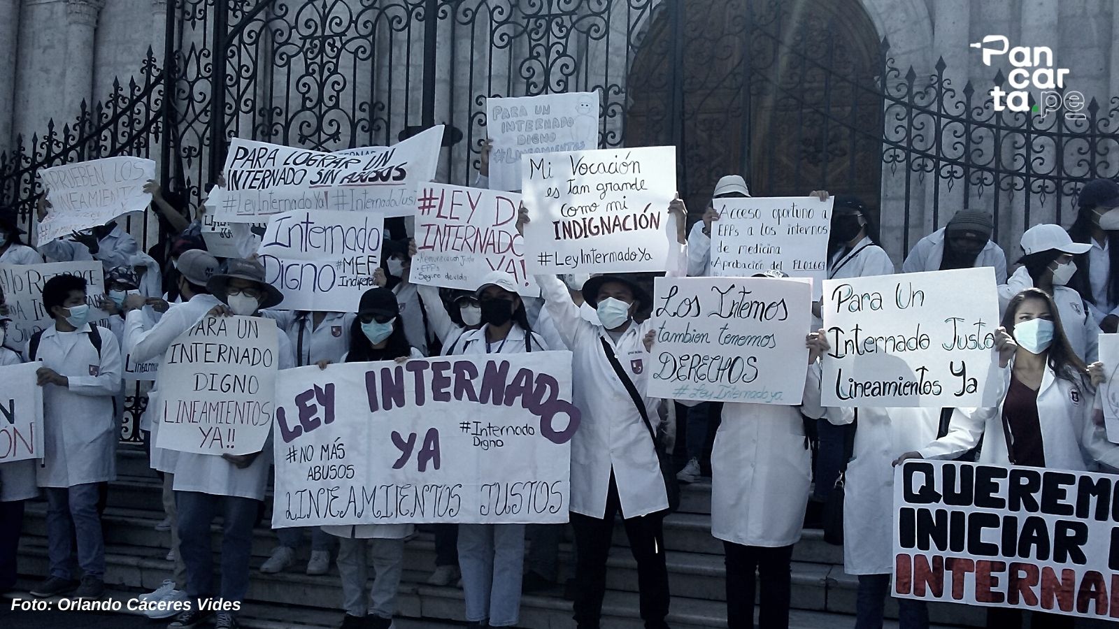 Estudiantes de medicina sin respuesta para hacer prácticas